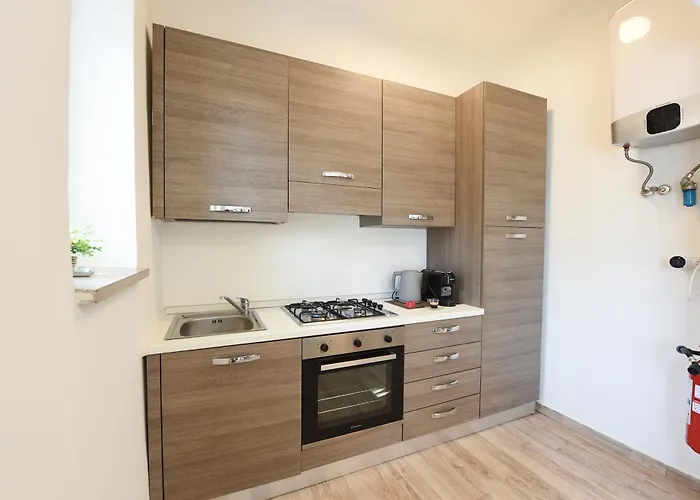 I-See-Oasis Lake View, Terrace, Private Parking
