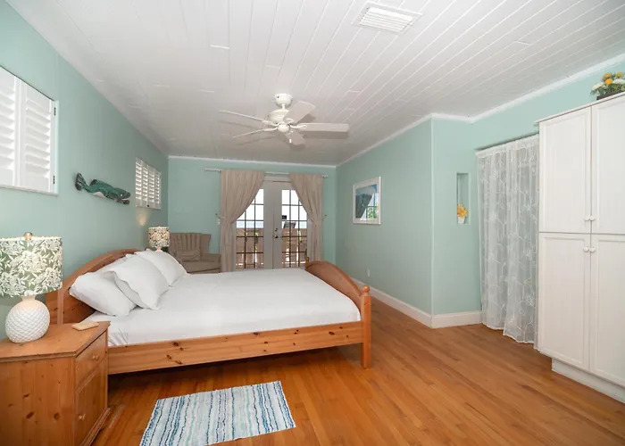 Melbourne Beach Bungalow
