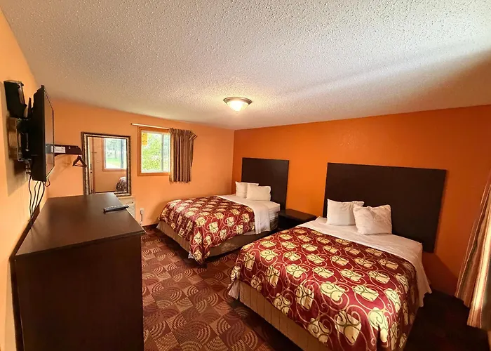 Blue Sky Inn Glens Falls-Saratoga-Lake George