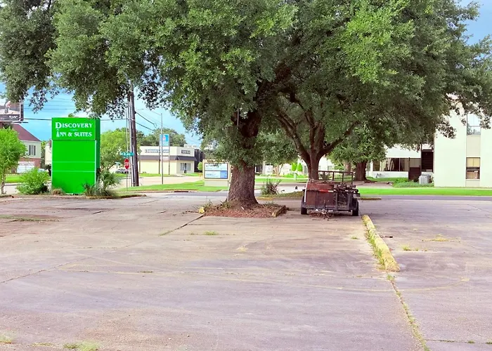 Discovery Inn Lafayette Airport I-10