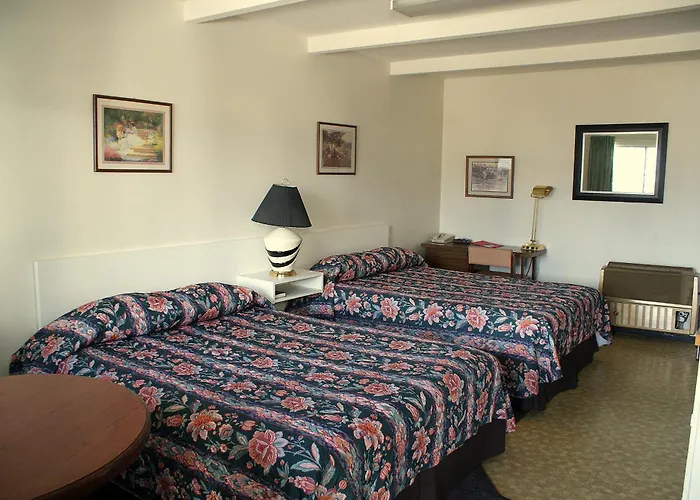 Kootenay Country Inn