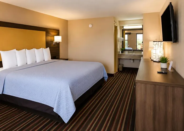 Legacy Inn - Gallatin