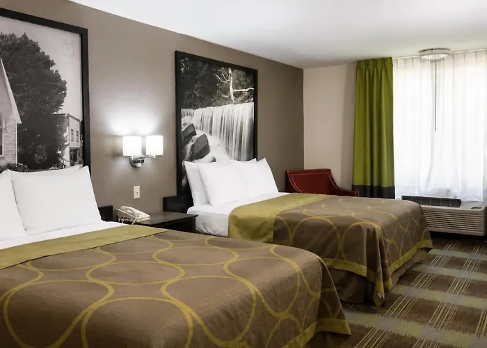 Super 8 By Wyndham Arkansas City Ks