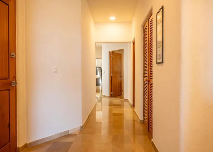 Costa Brava Apartments I Ocean Front