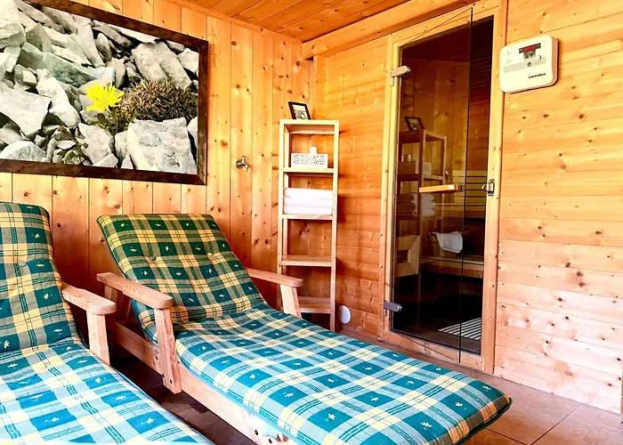 Haus Freistabl - Uriges Bauernhaus Fuer 6 Personen Mit Sauna & Bergblick Im Oetztal