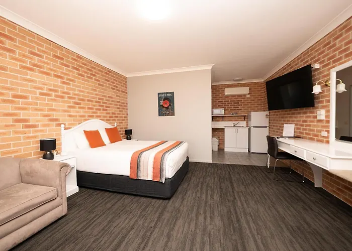 Country Gardens Motor Inn