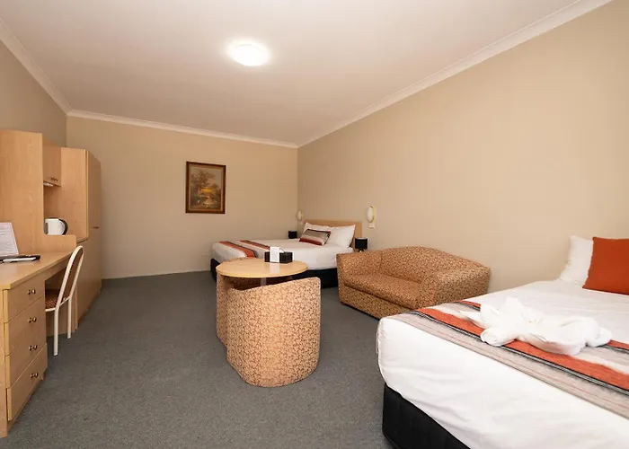 Country Gardens Motor Inn