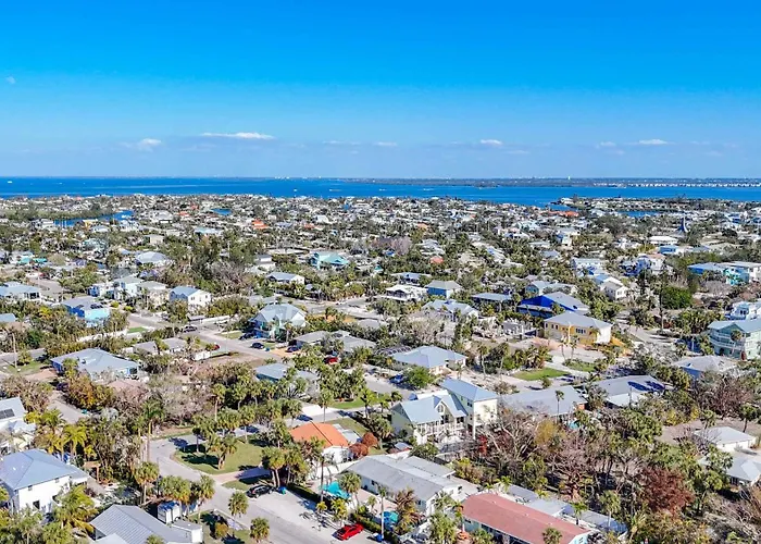 Blue Wave Villa West