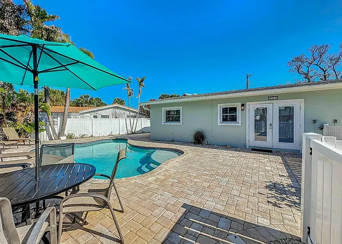 Blue Wave Villa East