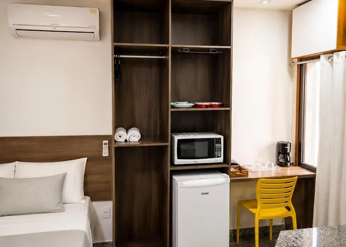 SEGUNDA CASA - Seu cantinho em Guarapari, 1 minuto a pé da Praia do Morro! Suítes confortáveis e modernas - Para casal ou para grupos de até 4 pessoas