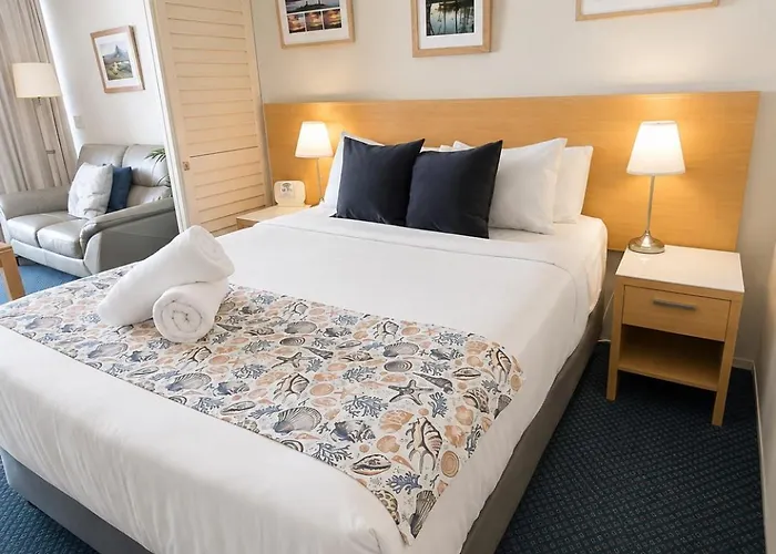 Beachfront Mooloolaba Apartment- 7Th Floor In The Landmark Resort