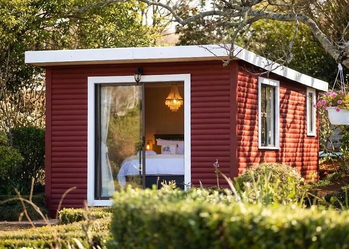 Drewry Lane Charming Garden Accommodation In Howick