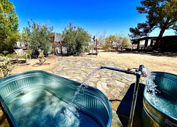 Location, Quiet, Zen, Stars, 1 Bd And Studio
