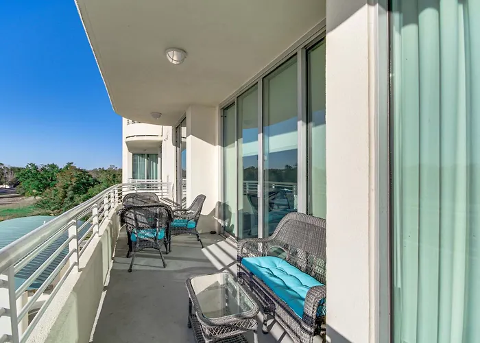 Beachside Biloxi Club Condo: Balcony W/ Ocean View