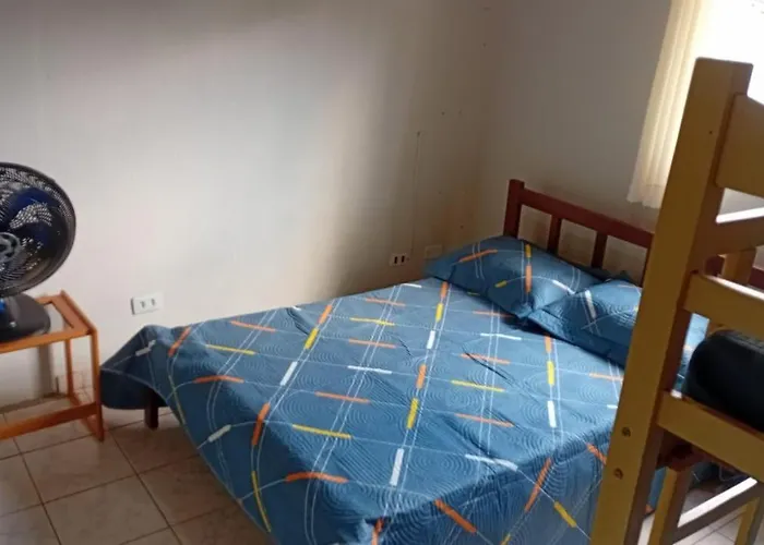 Chácara completa com Piscina Churrasqueira e Wi-FI - Mairinque - SP