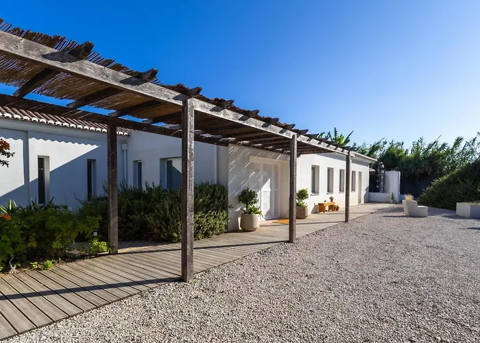 Abacatus Farmhouse