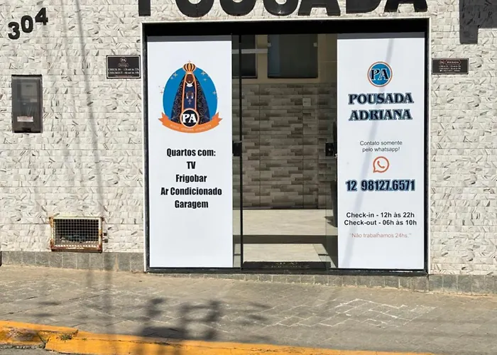 Pousada Quarto família ar, frigobar,wi fi