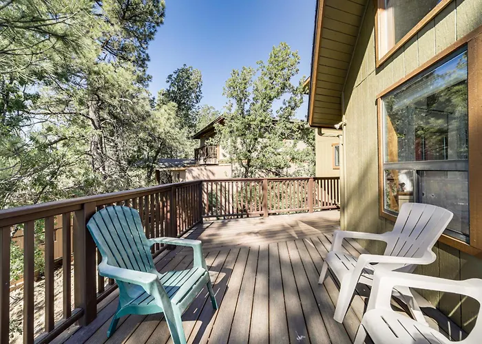 Deck & Scenic Views: Munds Park A-Frame Cabin