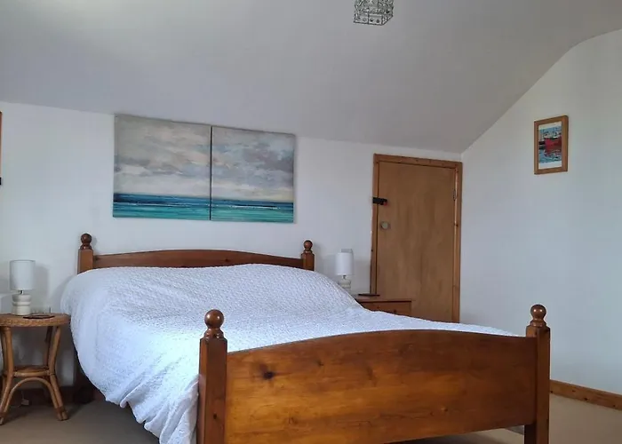 Curlews Cottage - House With 3 Bedrooms And Garden - Walking Distance To The Beach