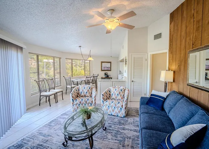 Lake Travis Bungalow Casita Golden Rod #2