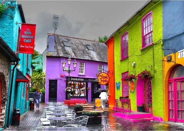 Summer Cottage In Kinsale Free Car Parking Included