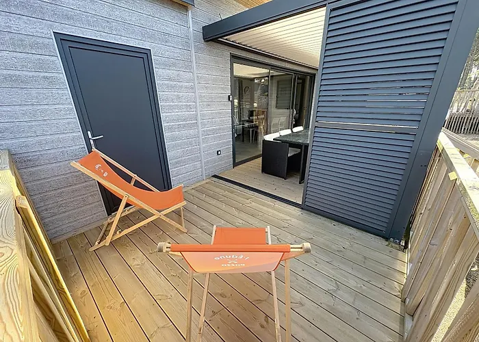 Chalet A Jullouville - 6 Couchages, Piscine Chauffee, Proche Plage Et Commerces