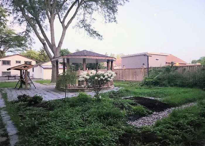 Cozy Home In Niagara-On-The-Lake