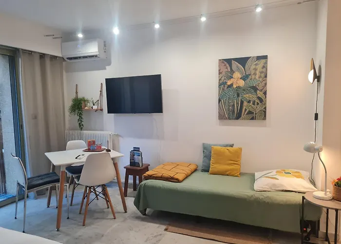 Studio Sun-Beach avec parking et jardin - 500m des plages de Juan Les Pins