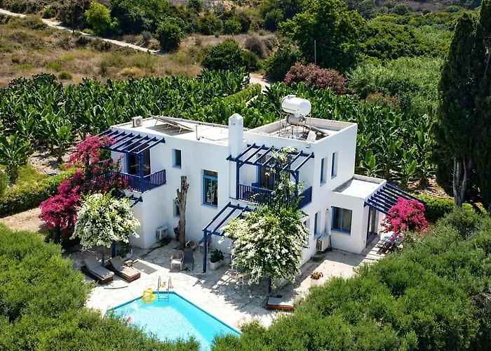 Blue Waves Villa By Nomads