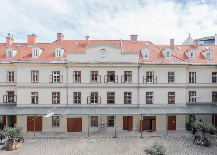Boho Design Altstadt Studio - Ac & Free Parking By Hero Homes Graz