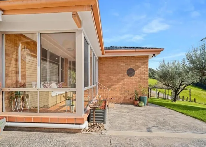 Bella Vista - Country Calm Near Terrigal & Avoca Beaches