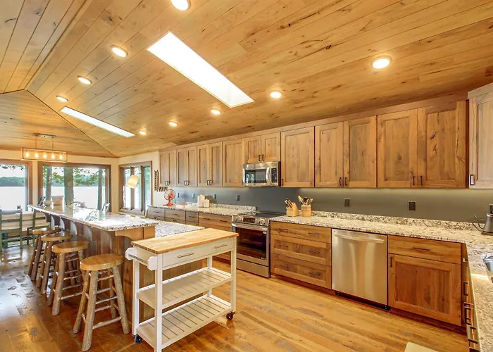 Short Drive To Itasca State Park - Waterfront Home