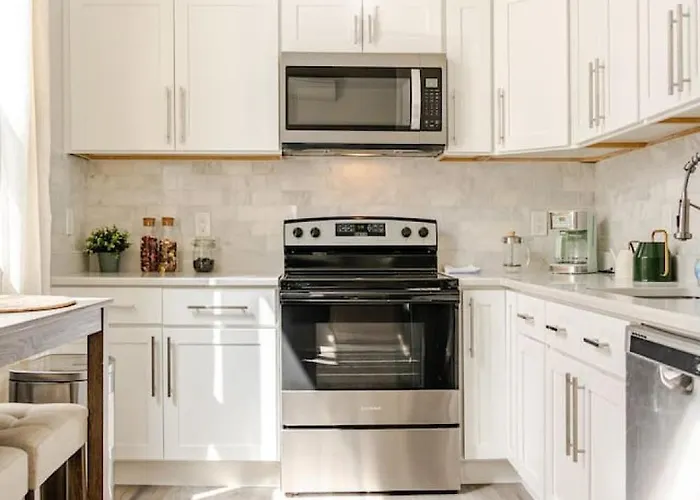 Central 2Br Near Yale Wifi With Washer And Dryer