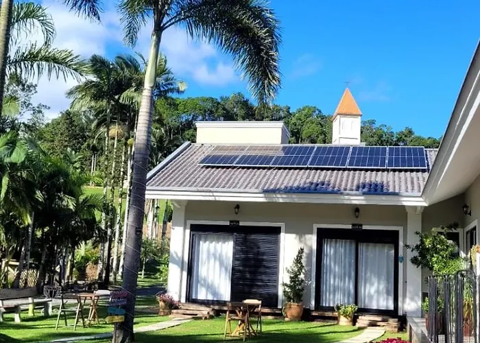 Suítes Villa Pomerode Hospedagem - Conforto e aconchego conectados com a Natureza