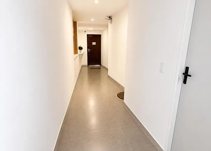 Manaira Suite 01