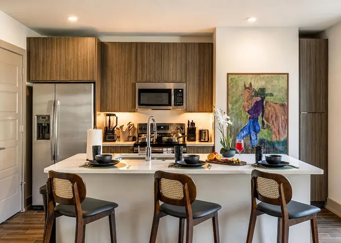 Legacy West | 1Br King | Walk To Legacyhall | Pool