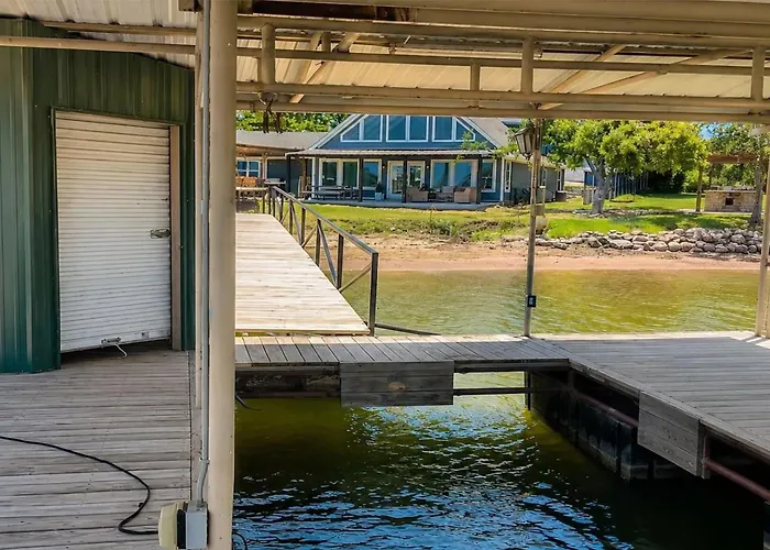 Private Sandy Shore! Possum Kingdom Lake House