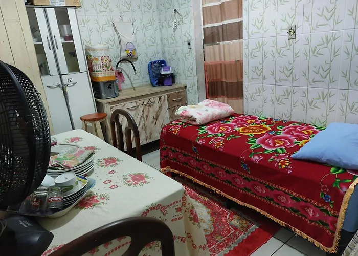 Quarto em Aparecida para quatro pessoas próximo ao santuário nacional