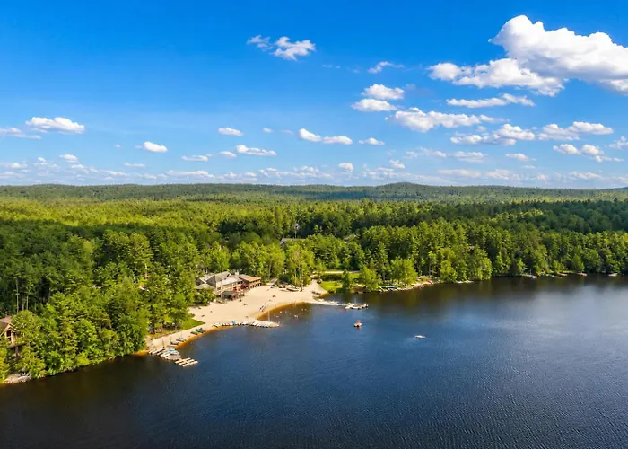 Lake Naomi, Fairy Village, Firepitcreekside Cabin
