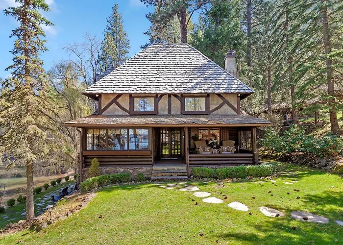 Lakefront Cottage Coeur D'Alene Id