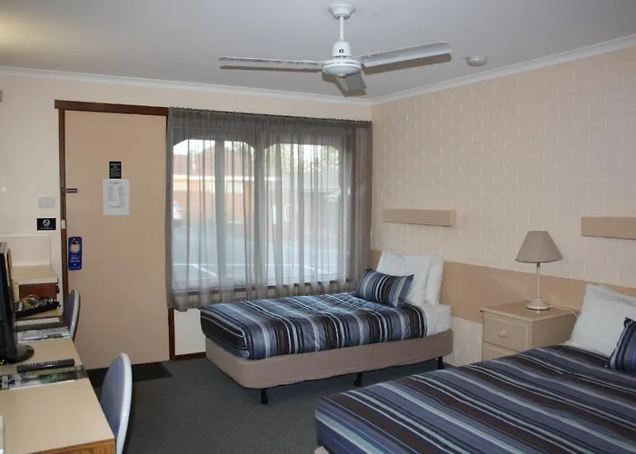Raglan Motor Inn