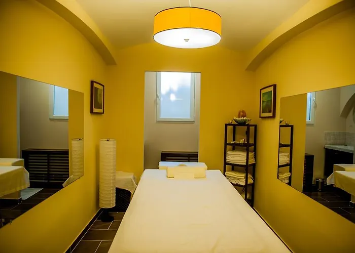 Braun Rooms Deluxe