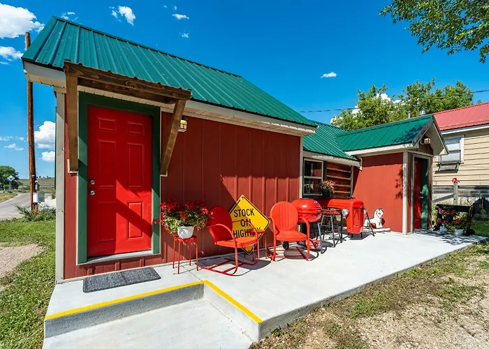 Western Log Cabin Near Downtown Sheridan