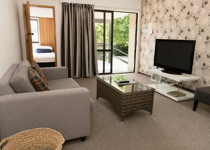 Sundale Mora Motels