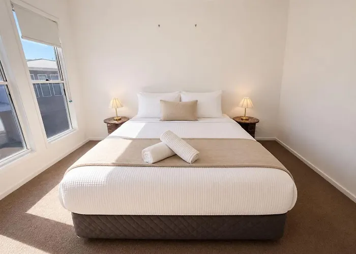 Hinterland Nook Stay Near Robina & Cbus