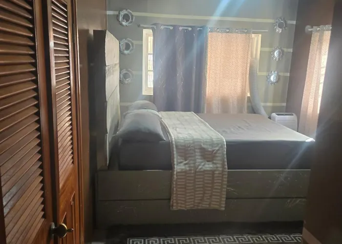 A-List Jamaican Comfort
