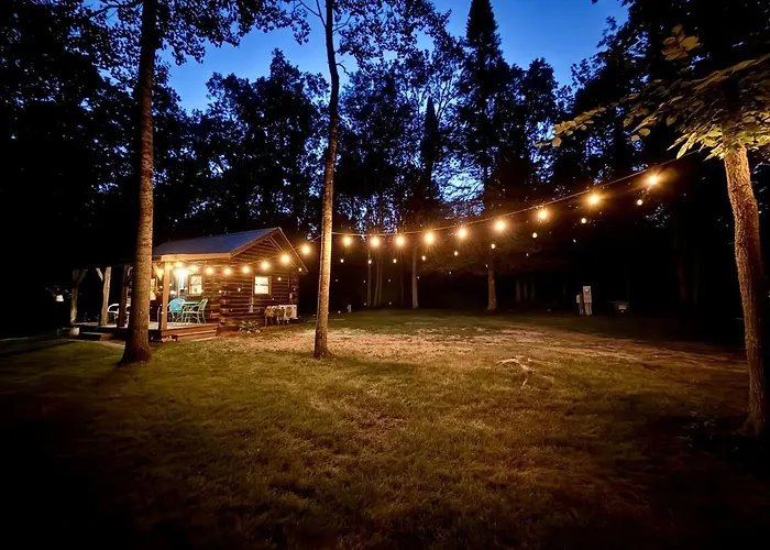 Secluded Studio Cabin With Private Lakefront Near Park Rapids, Minnesota