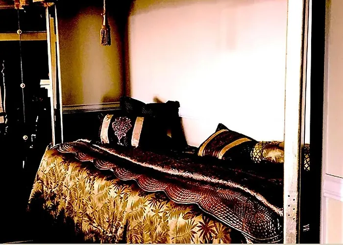 Elegant Suite Rental In For A Vacation To Cayuga Lake, New York