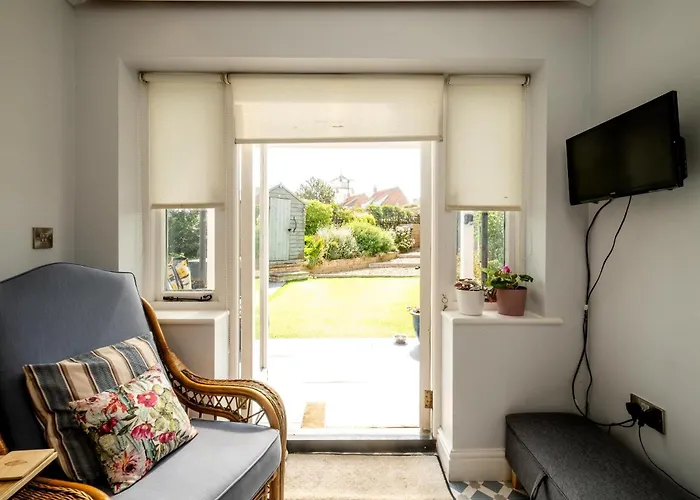 2 Old Homes, Sleeps 4 In 2 Bedrooms, #Thorpeness, Close To The Beach, Thorpeness Meare, Thorpeness Golf And Country Club - Manage By Aldeburgh Coastal Cottages