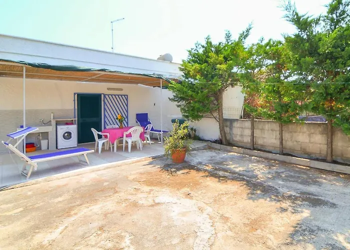 Casa Giuditta Con Piscina A 110 Mt Dalla Spiaggia Di Punta Prosciutto